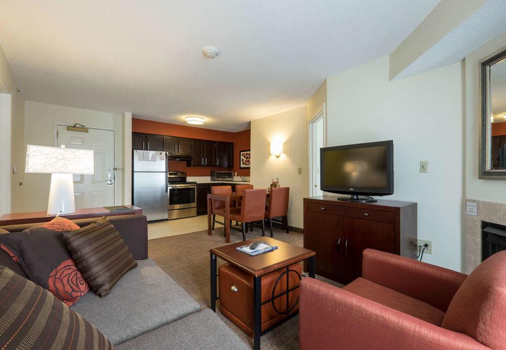 Residence Inn Columbus Worthington Екстериор снимка