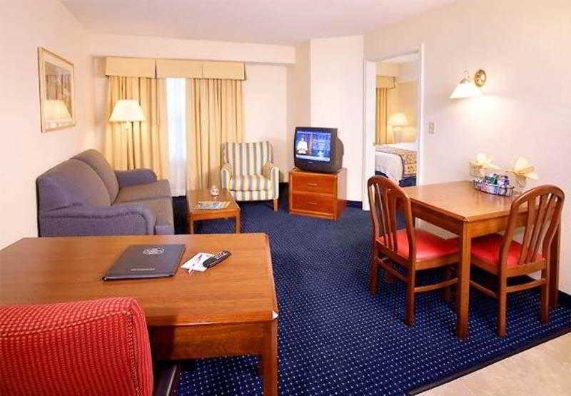 Residence Inn Columbus Worthington Екстериор снимка