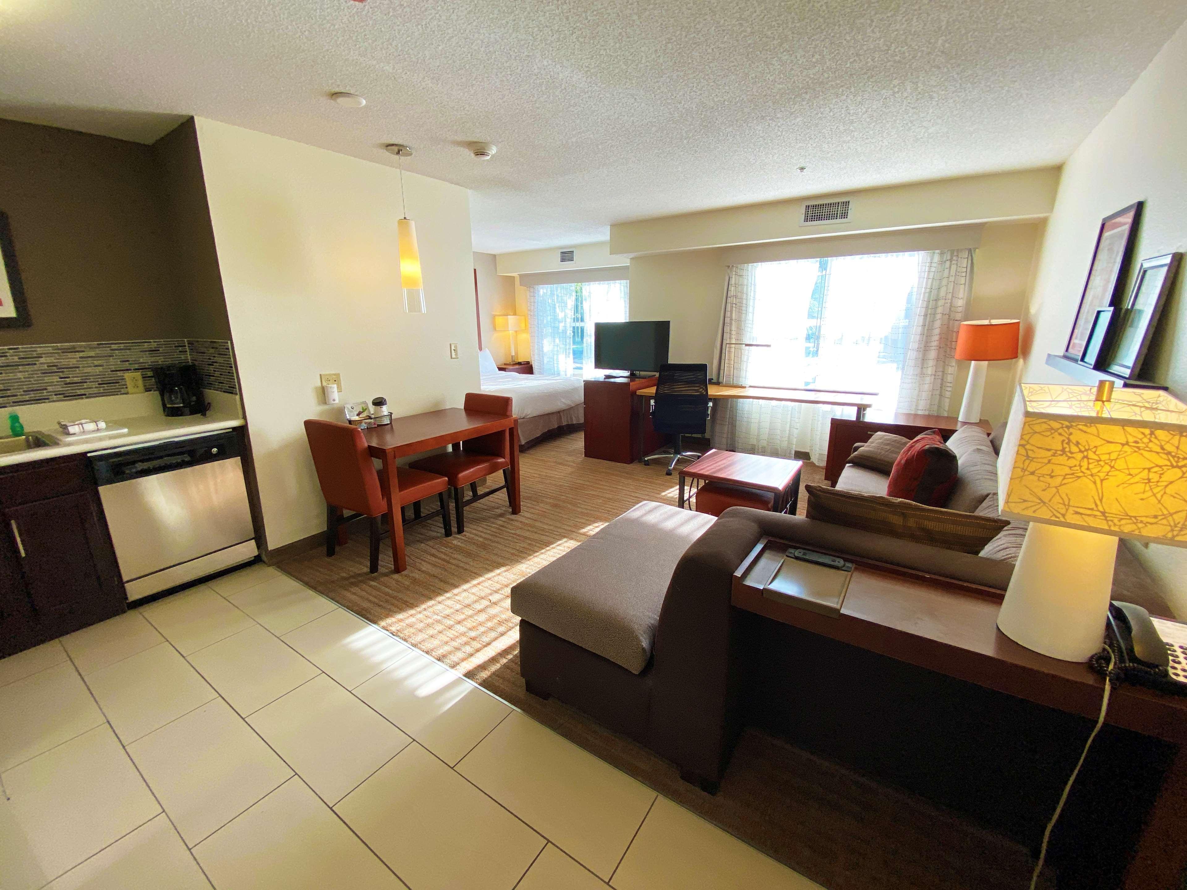 Residence Inn Columbus Worthington Екстериор снимка