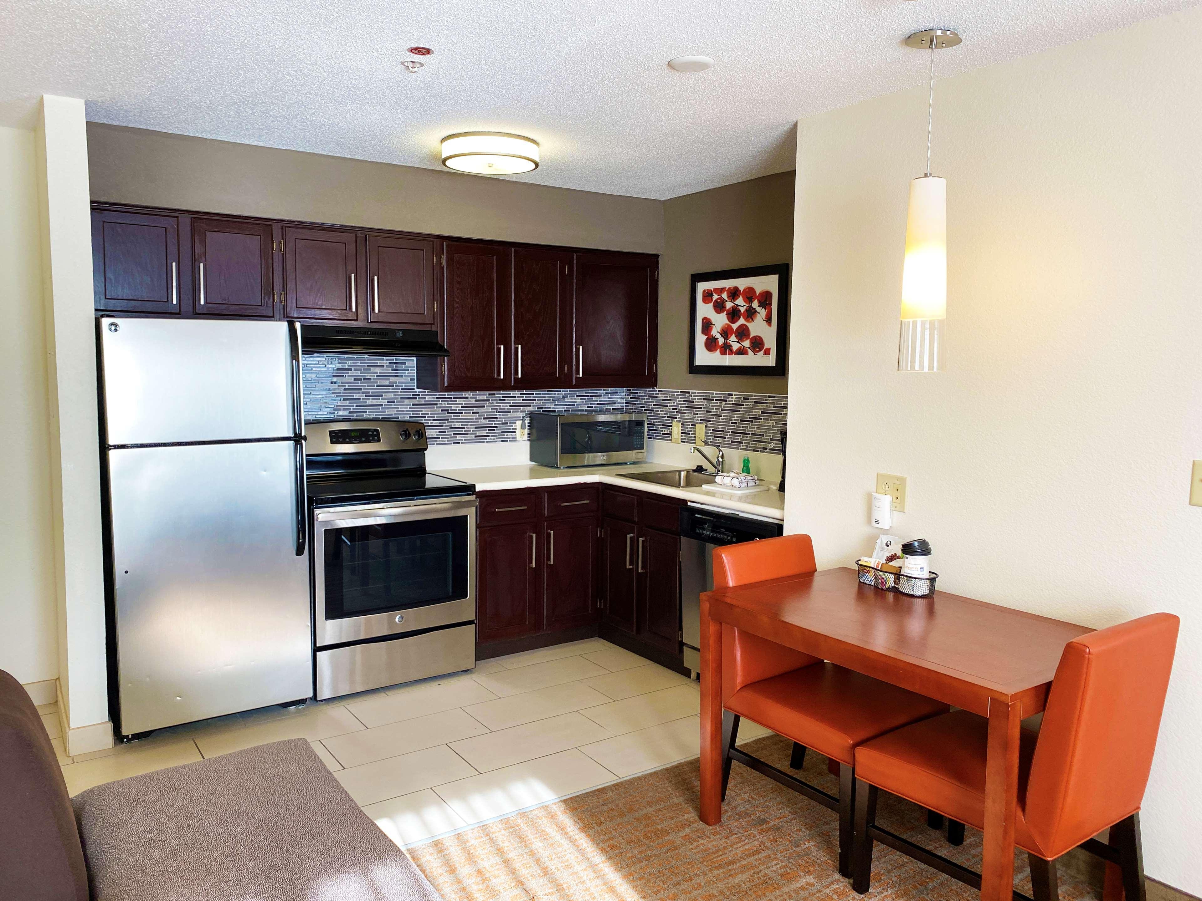 Residence Inn Columbus Worthington Екстериор снимка